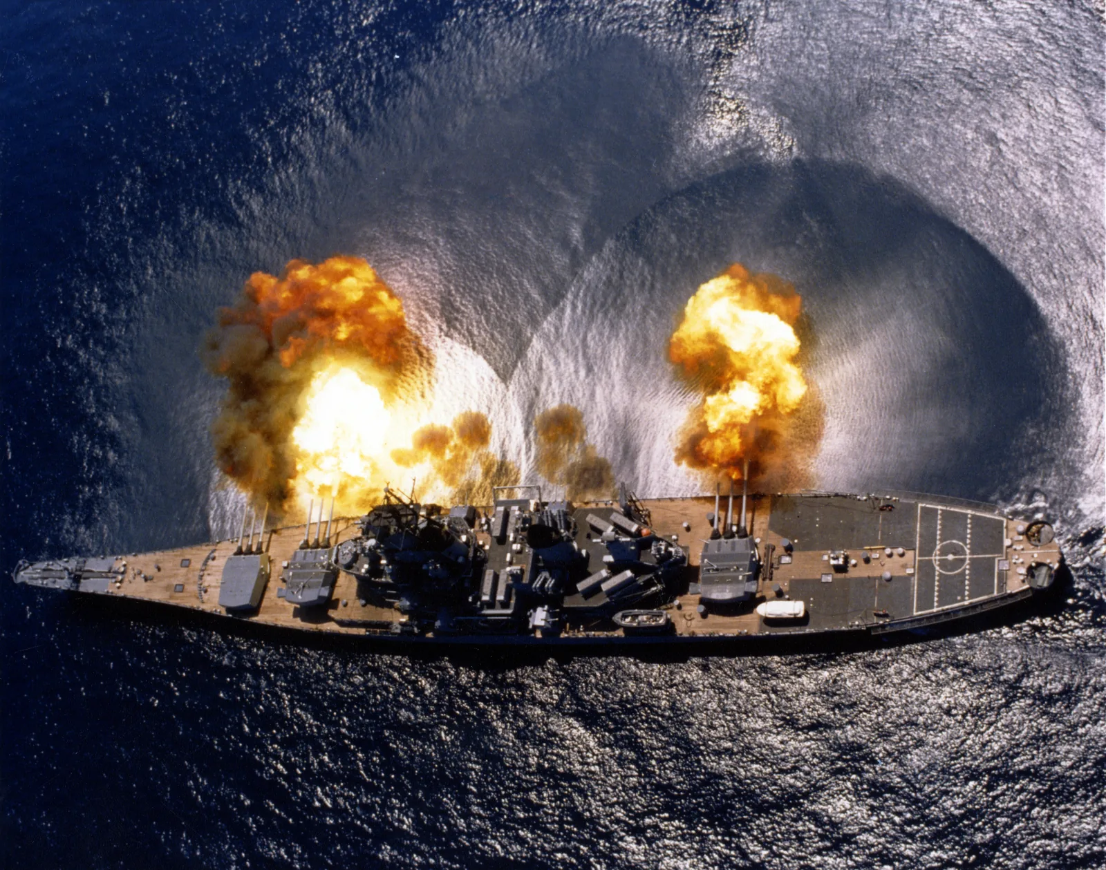USS Iowa (BB-61) fires a full broadside of her nine 16″/50 and six 5″/38 guns during a target exercise near Vieques Island , Puerto Rico ( 21°N 65°W / 21°N 65°W / 21; -65 ).