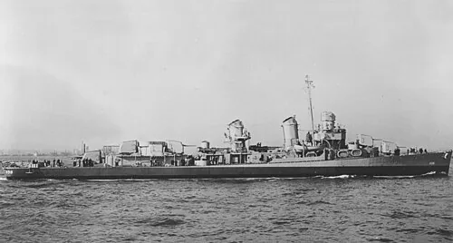The U.S. Navy destroyer USS Philip (DD-498) underway on her delivery voyage, off Kearny, New Jersey (USA), on 20 November 1942.