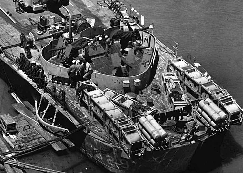 Fantail of the U.S. Navy destroyer USS Bush (DD-529) at the Mare Island Naval Shipyard, California (USA), on 16 June 1944.