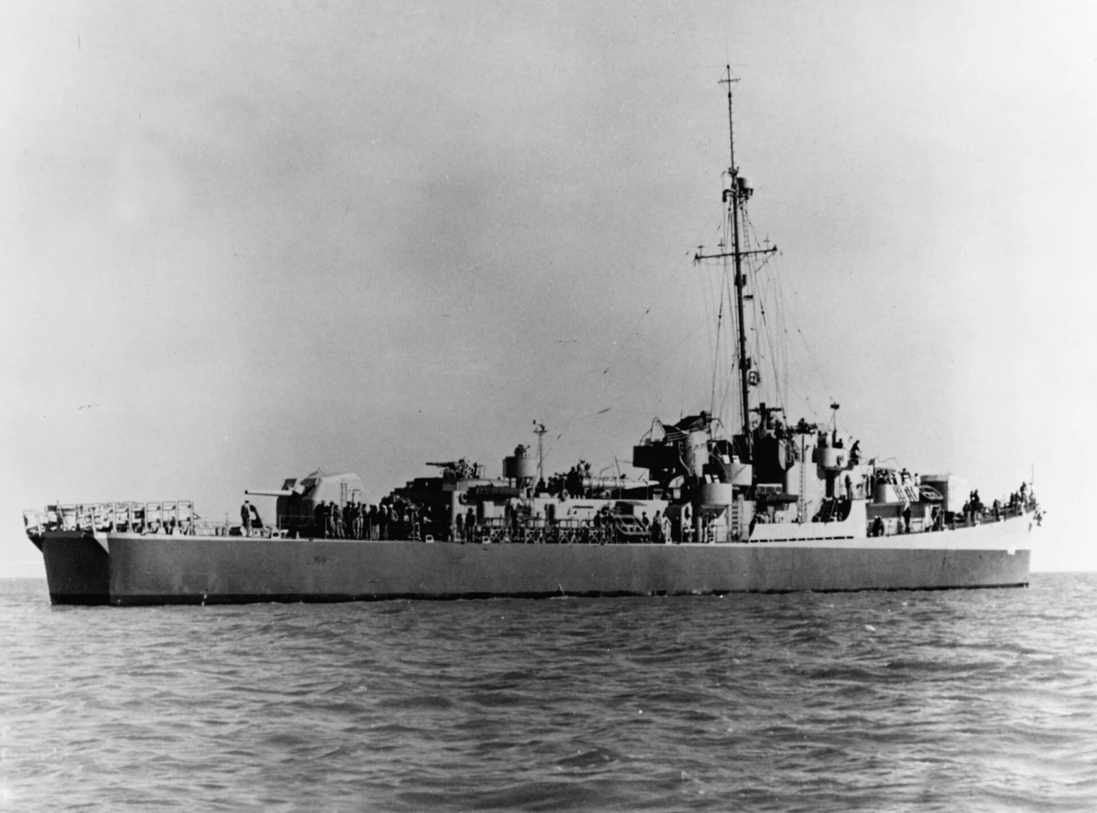 The U.S. Navy destroyer escort USS Richard S. Bull (DE-402) off the Brown Shipbuilding Company, Houston, Texas (USA), on 14 February 1944. She was commissioned 12 days later.