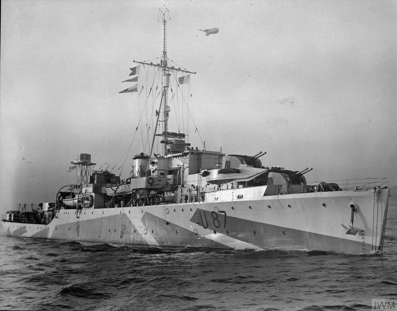 Photograph of British Black Swan class sloop HMS Kite (U87) .