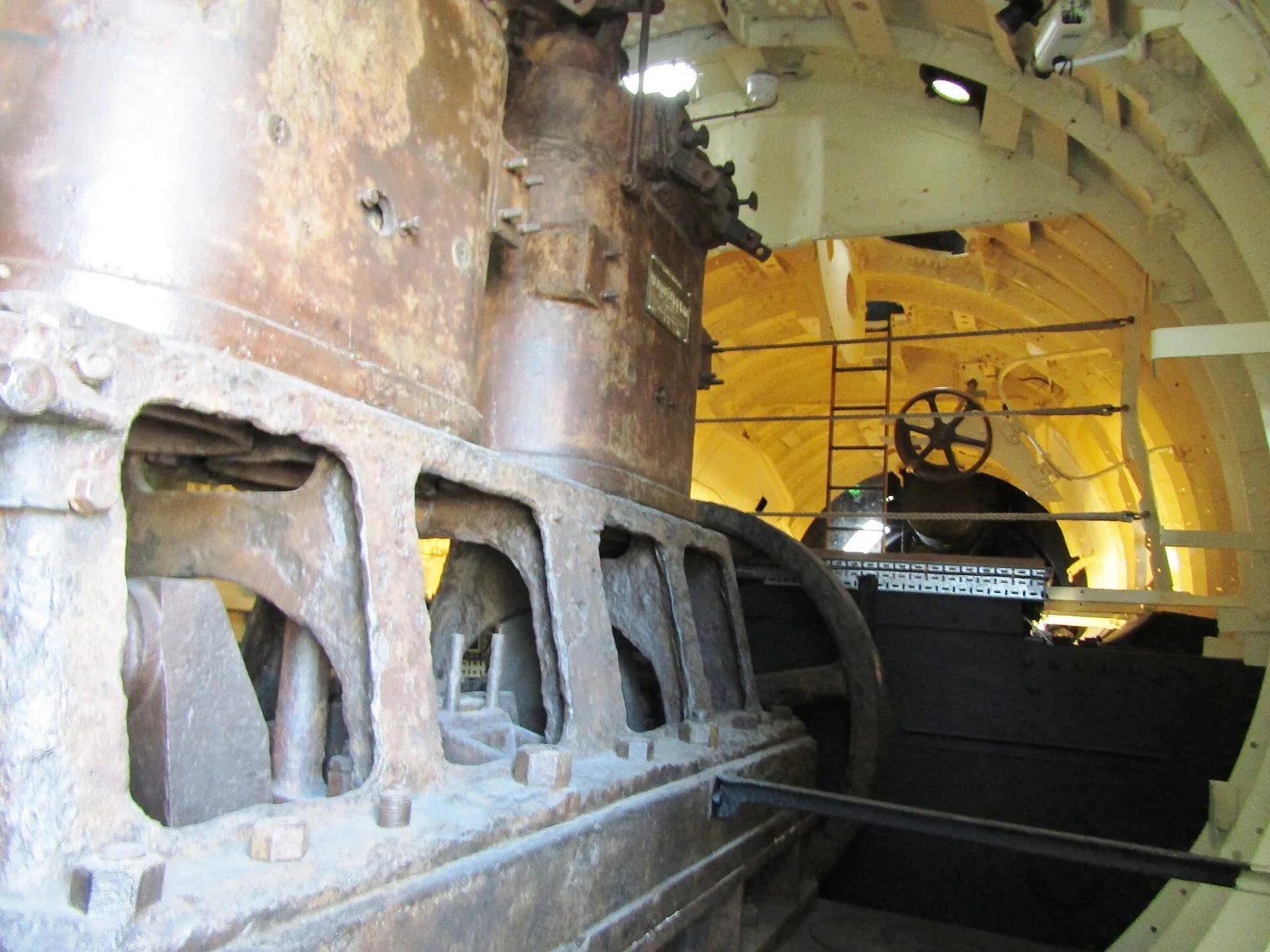 Gosport - HMS Holland 1