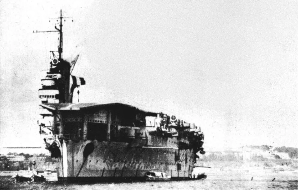 The French aircraft carrier Béarn in the 1940s.