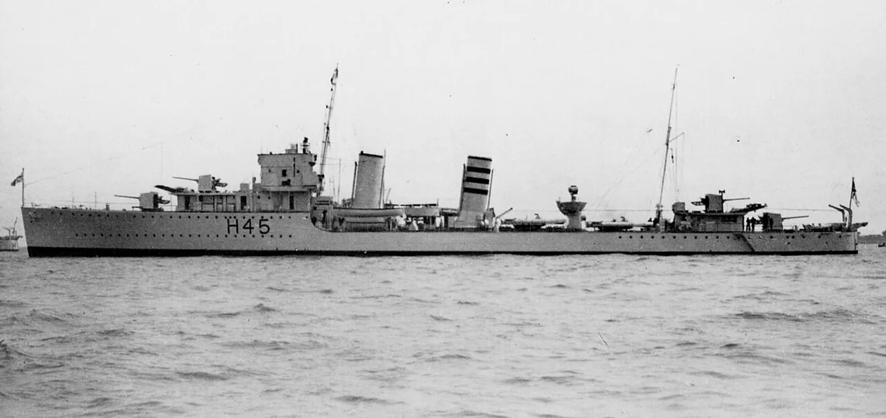 Der britische Zerstörer HMS Acheron