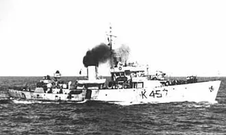 HMCS Stellarton- Flower class corvette (Revised).