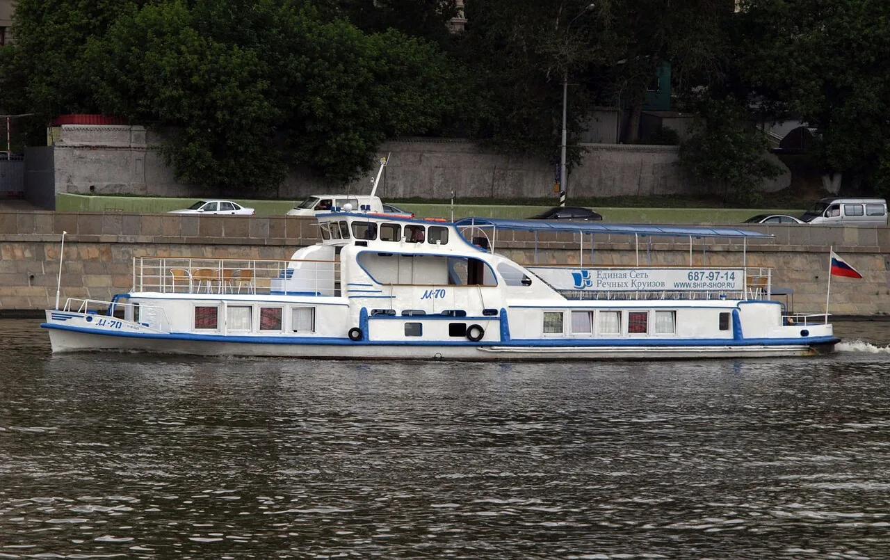 River boat Moskvich M70 in June 2008