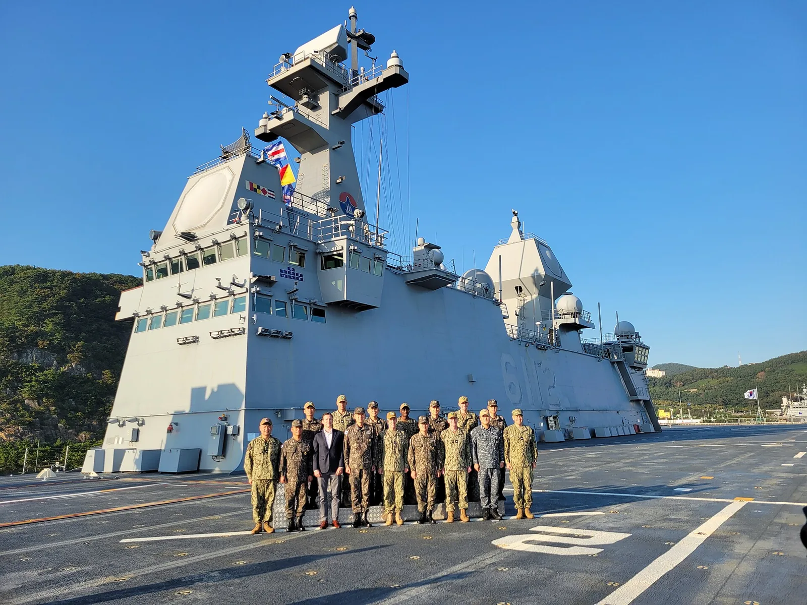Adm. Steve Koehler, commander, U.S. Pacific Fleet, his staff, and shipyard employees tour the Republic of Korea’s Navy Dokdo-class amphibious assault ship ROKS Marado (LPH-6112) while the ship is repaired in Geoje-si, Re…